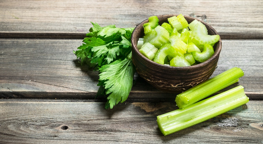 You are currently viewing Celery Salt: A Tasty Way to Enhance Health and Wellness